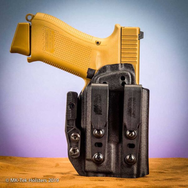 Glock 19 with Enforce APLc light IWB Holster