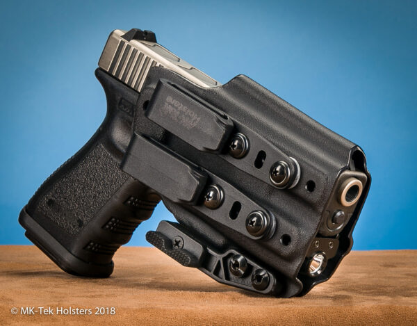 Glock 19 Olight PLmini 2 IWB Holster