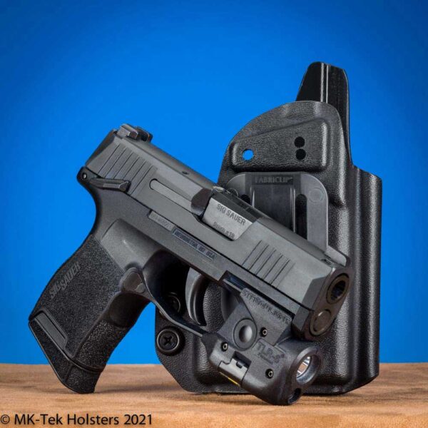 Sig Sauer P365 with Streamlight TLR6 IWB Holster for concealed carry