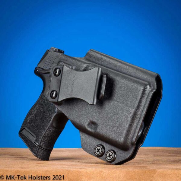 Sig Sauer P365 with Streamlight TLR6 IWB Holster for concealed carry