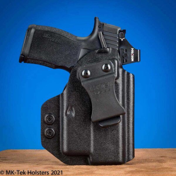 Sig Sauer P365 XL with TLR6 IWB Holster